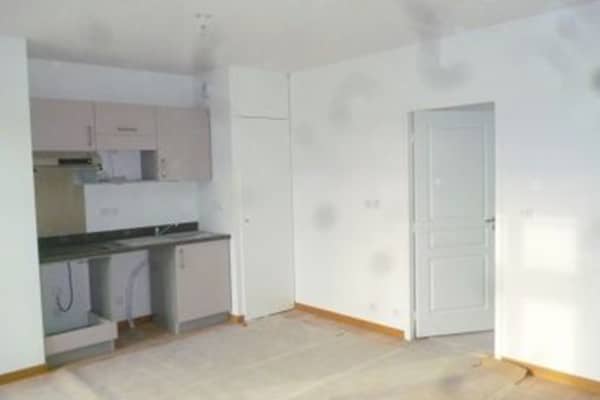 Cuisines, meubles factices