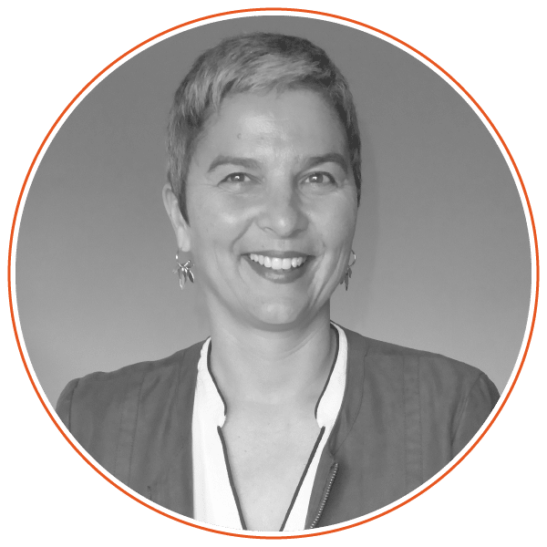 Nadine-Vericel-Portrait-Home-Staging-Experts-Mobile Nadine-Vericel-Portrait-Home-Staging-Experts-Mobile