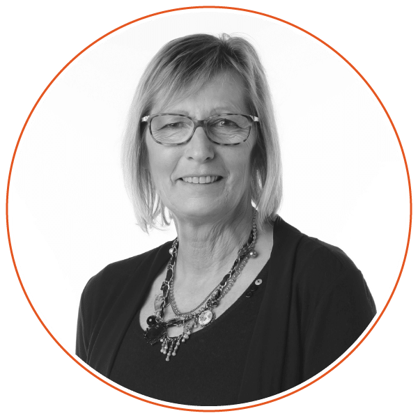 Portrait-Home-Staging-Experts-Isabelle-Dieudonne_Plan de travail 1