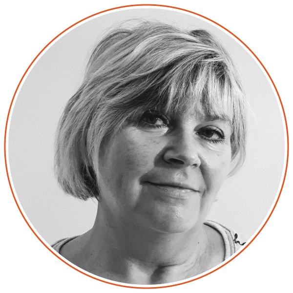 Portrait-Home-Staging-Experts-Nathalie-Bontemps-Home-Staging-Lille_Plan de travail 1