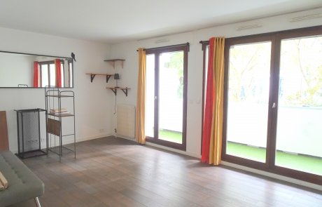 Avant home Staging Appartement Puteaux séjour vide