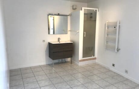 A9FEF352-7383-4BD6-A2CB-C57C89310BAE